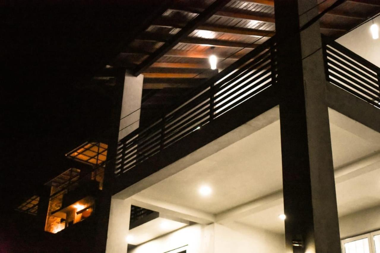J'S Villa Nuwara Eliya Zewnętrze zdjęcie